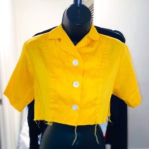 Cute Buttoned Crop Top